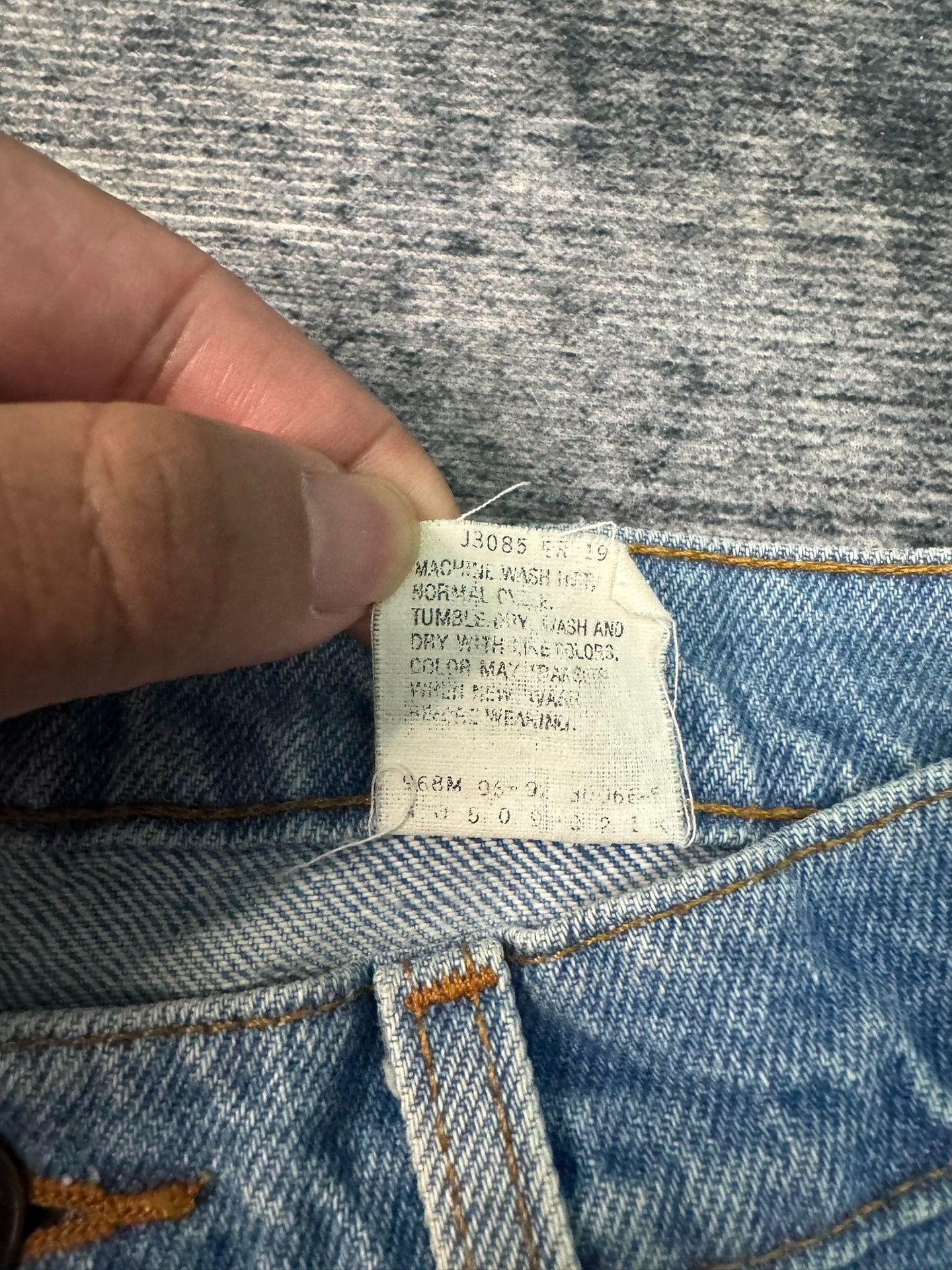 Vintage Levi's 505 90s Denim Jeans
