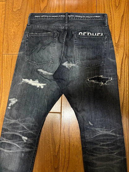 sequel fragment denim pants with distressing