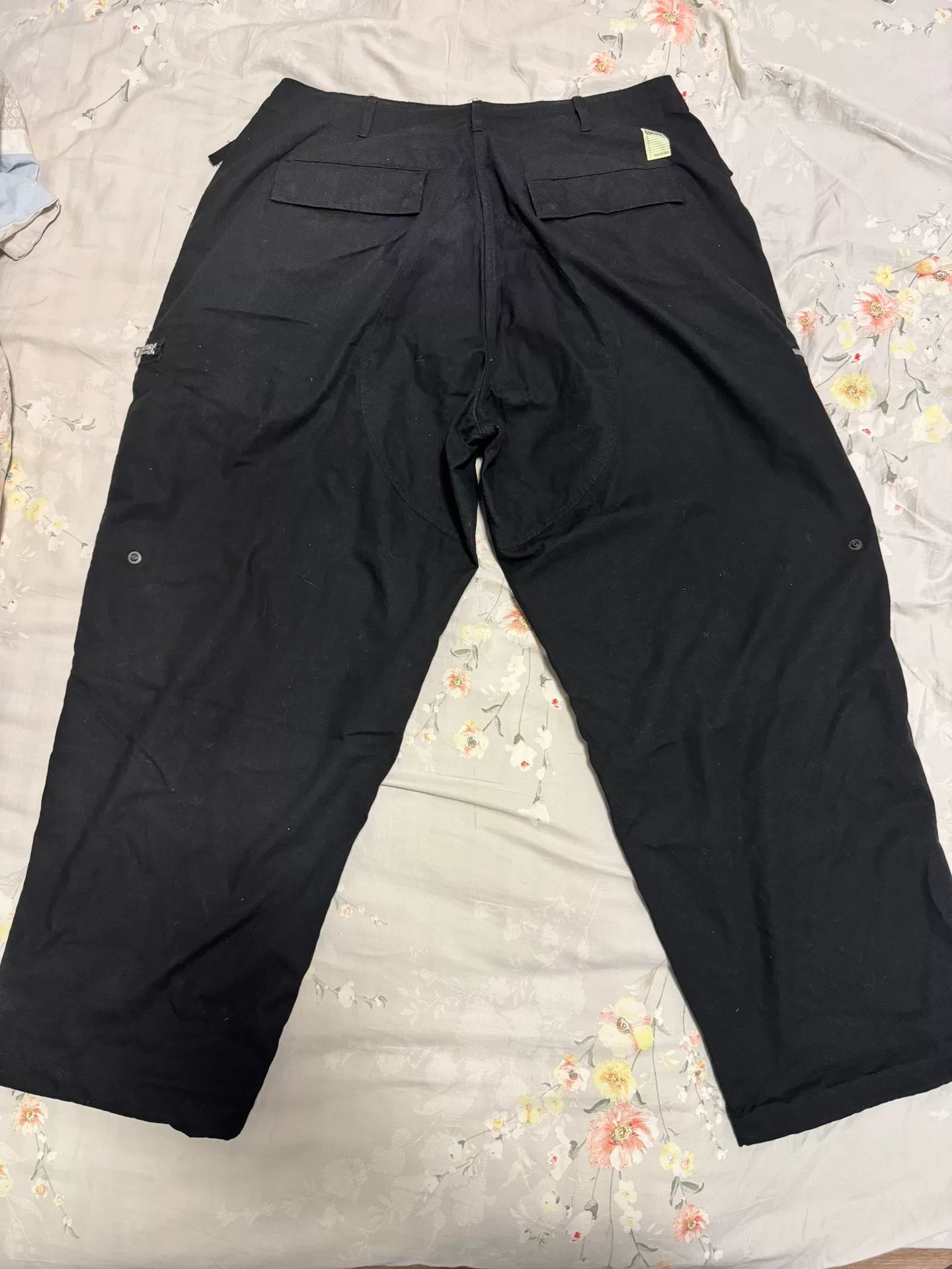 Beams SSZ 20AW Wide-Leg Cargo Pants
