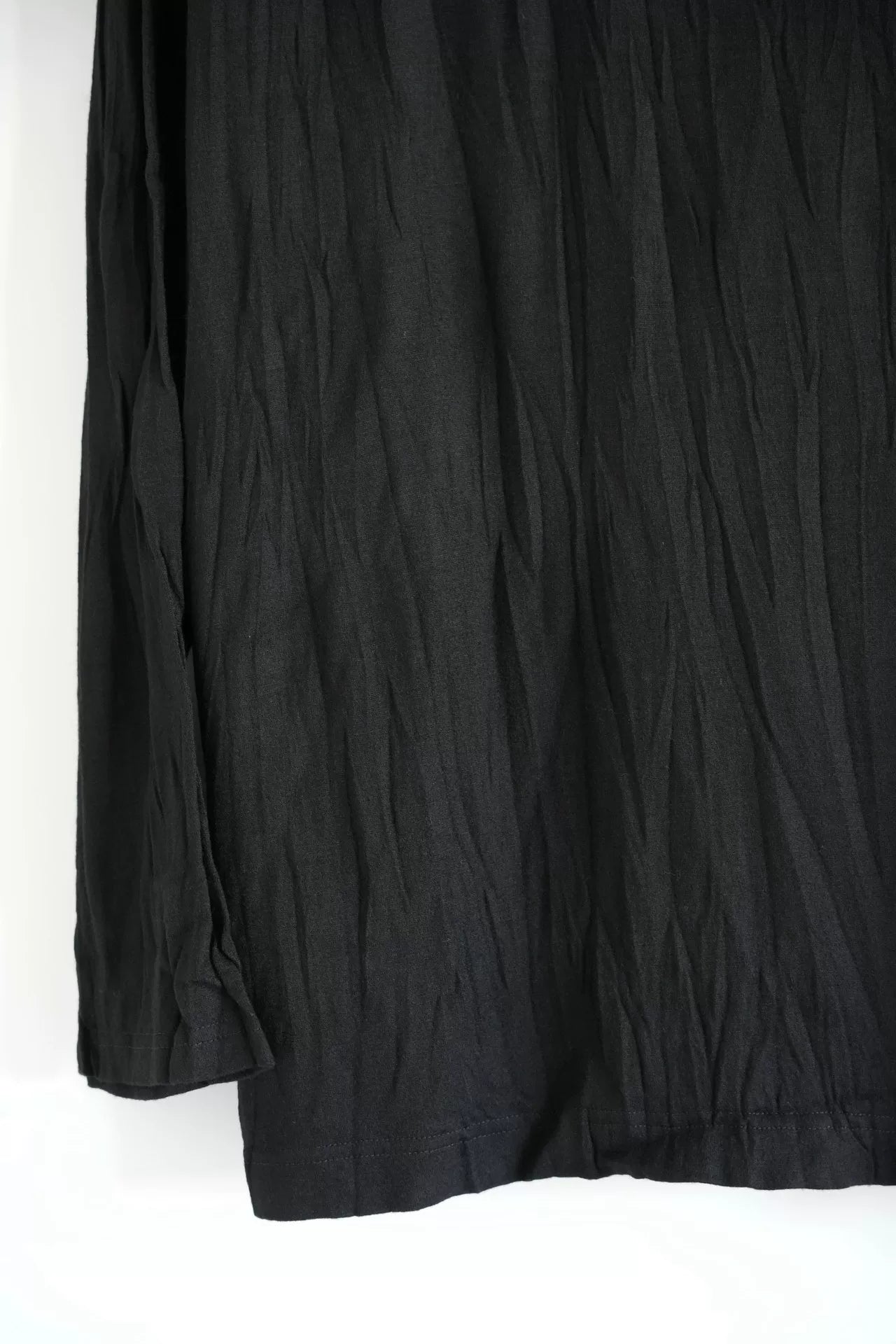 black high-neck wool long sleeve t-shirt