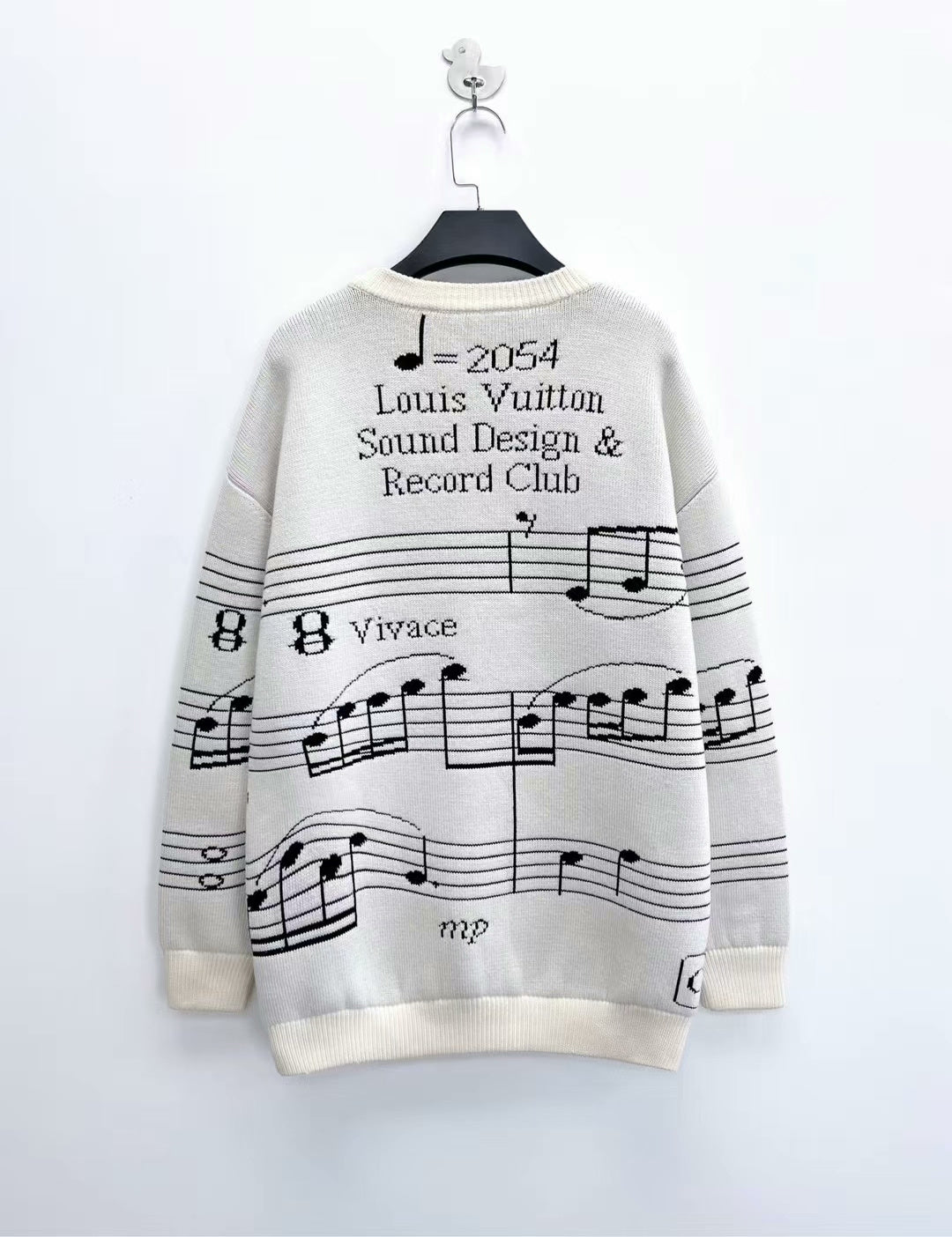louis vuitton cream knit logo sweater