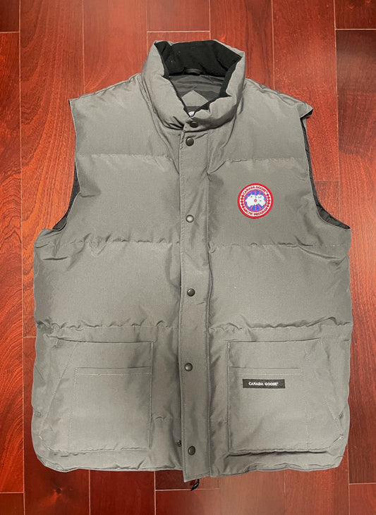 Canada Goose Grey Down Vest in XL Size