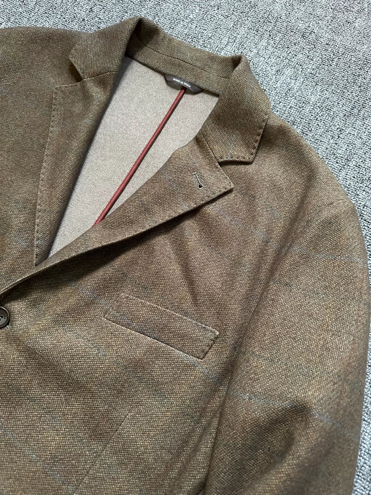 high-quality cashmere silk blend blazer