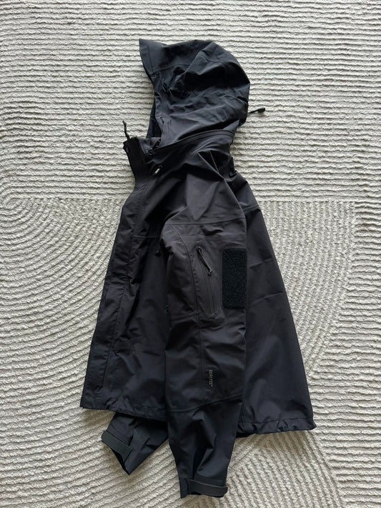 Arcteryx Leaf Alpha SV Gen1