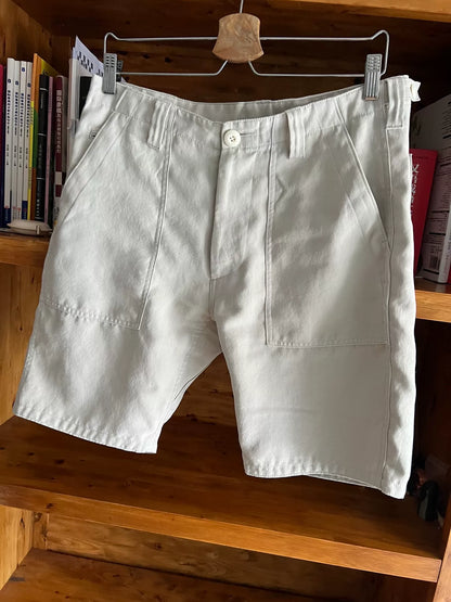 breathable cream work shorts with details