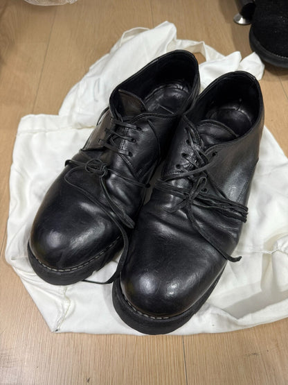 guidis black leather shoes with dust bag
