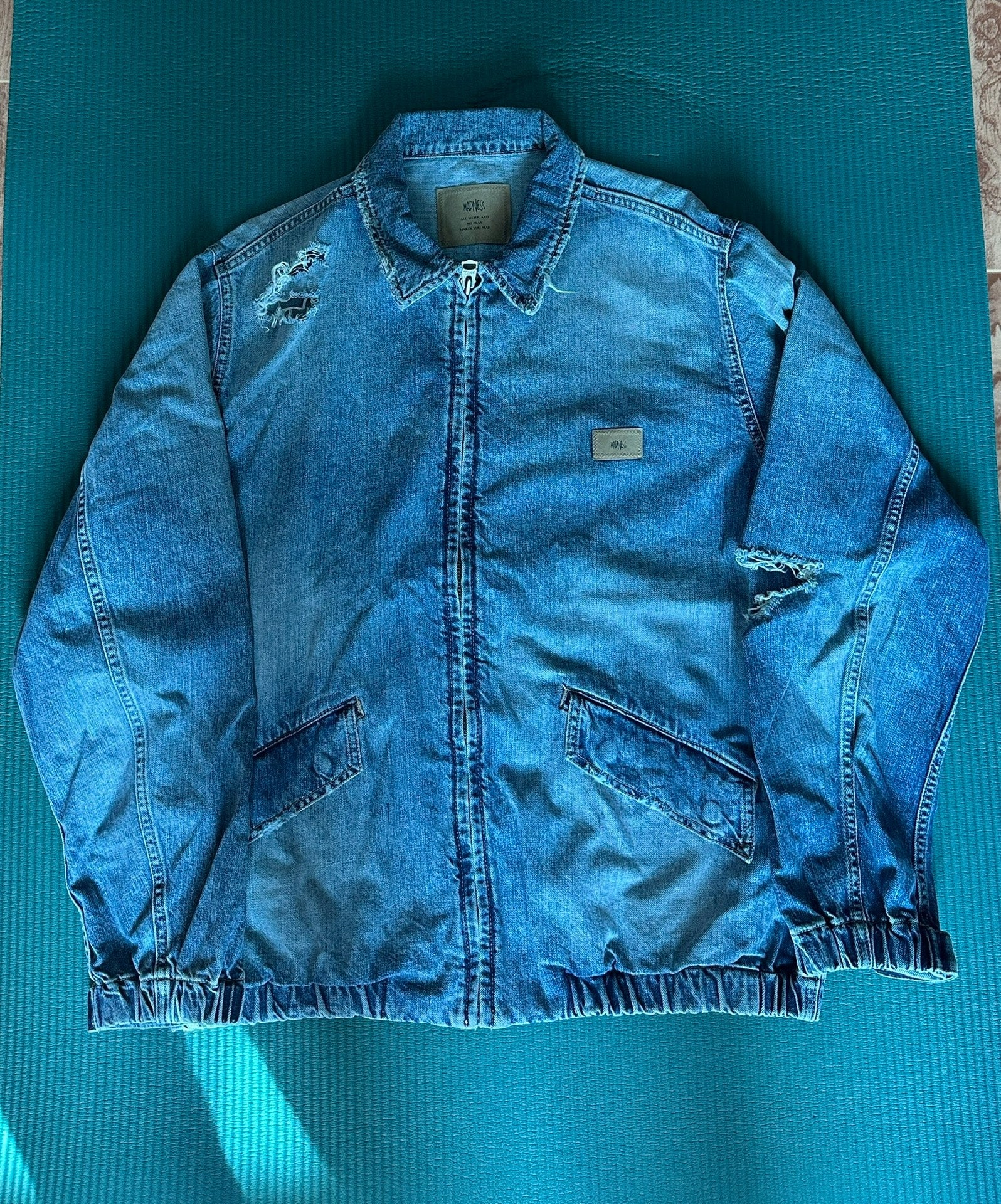 MADNESS 22SS Distressed Denim Jacket