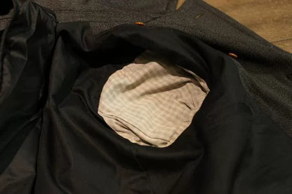 luxurious wool double-breasted coat with removable lining