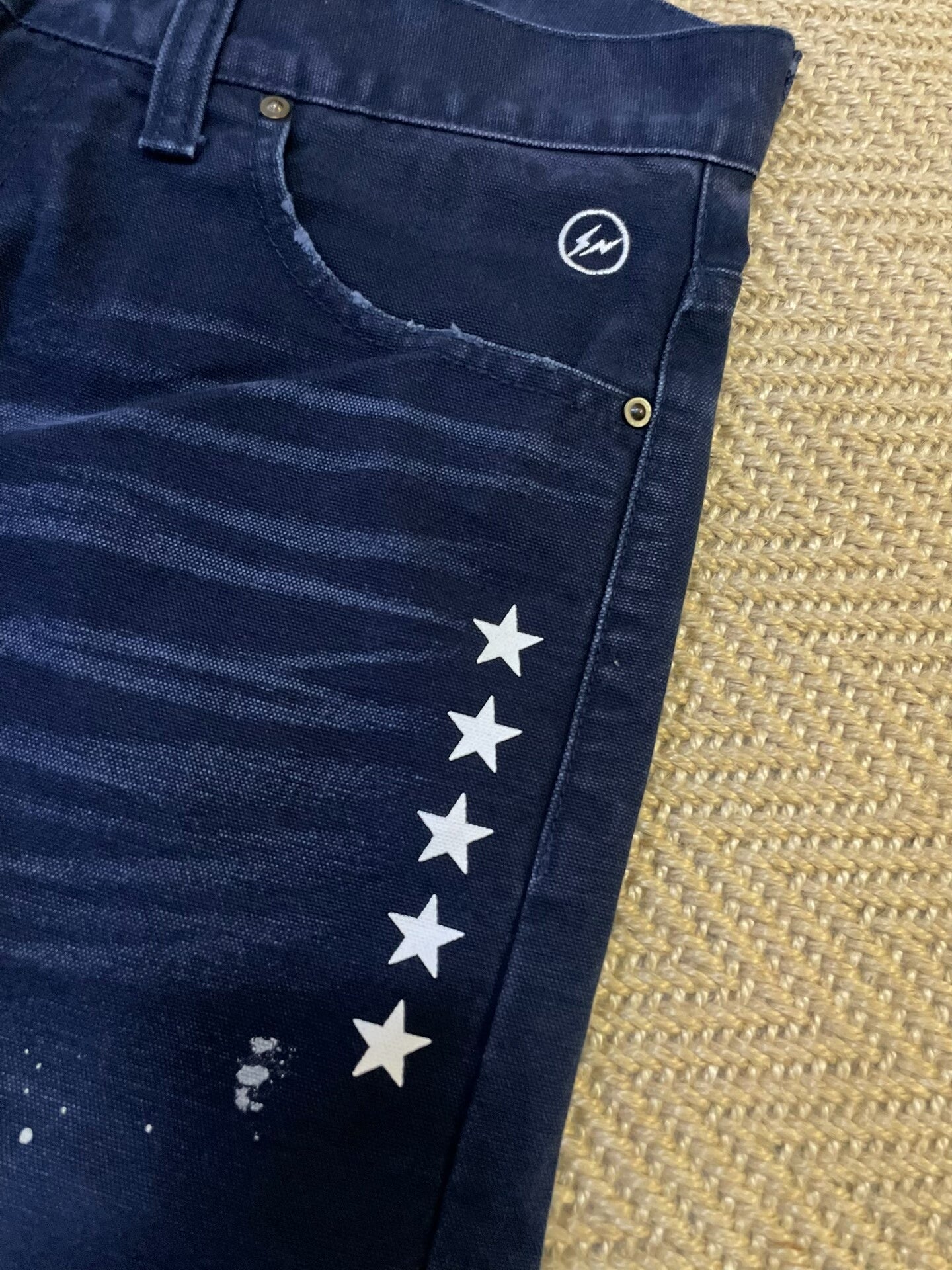 ue x carhartt damaged pants