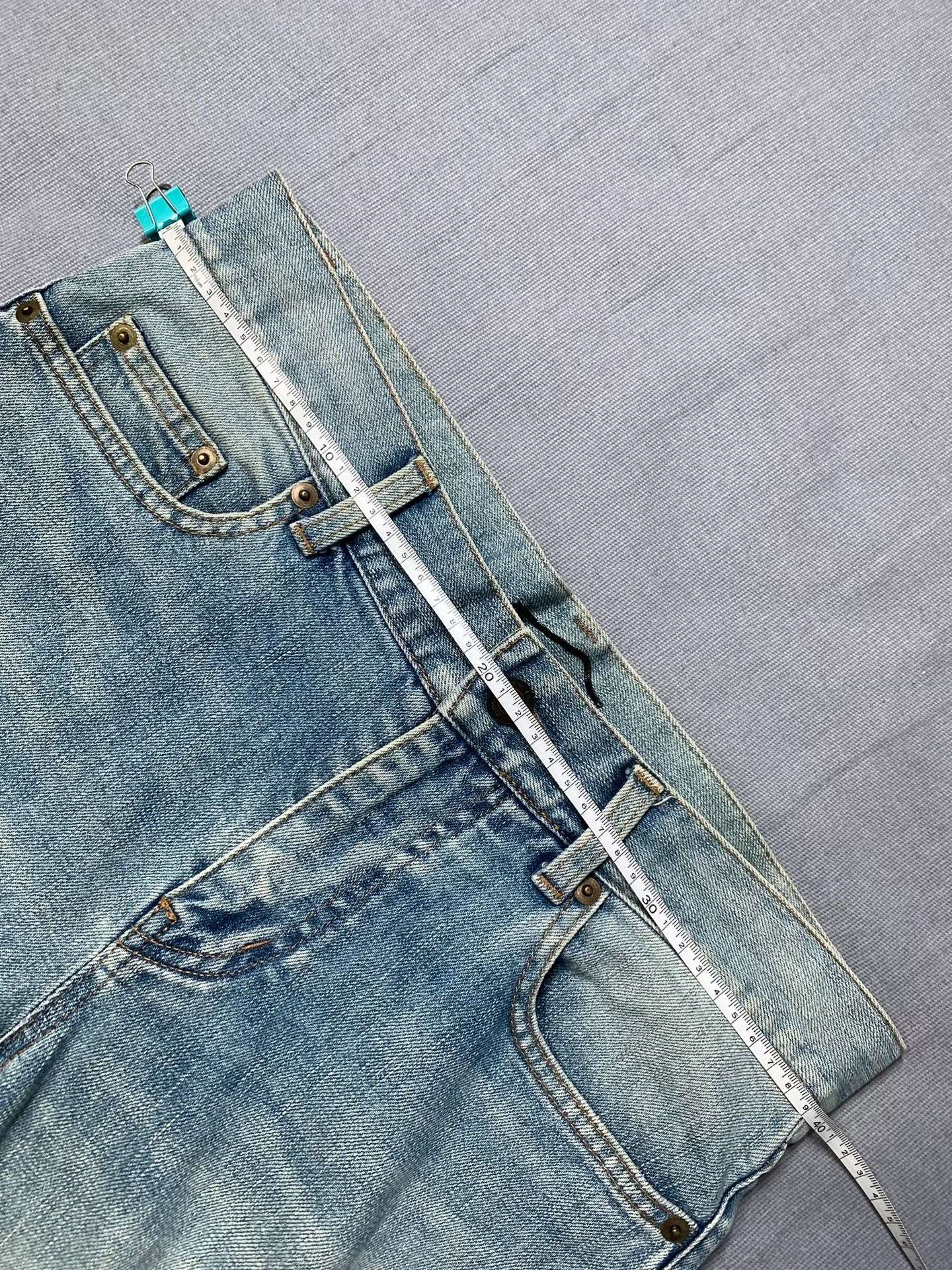 Saint Laurent D02 Ripped Slim Low-Waist Jeans