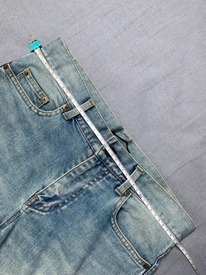 Saint Laurent D02 Ripped Slim Low-Waist Jeans