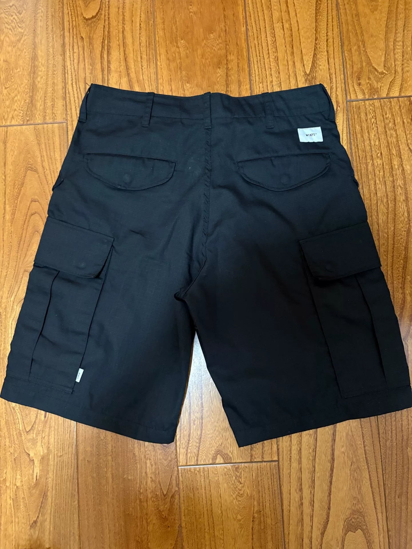 Wtaps 18AW Hong Kong Limited Cargo Shorts