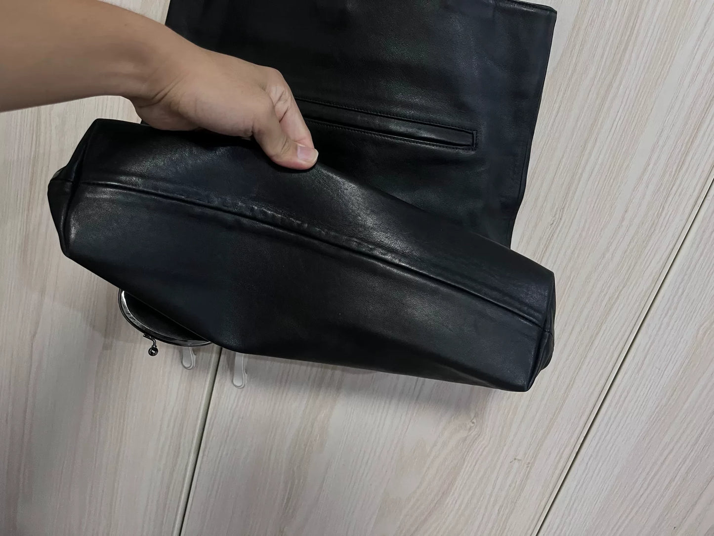 Yohji Yamamoto Black Leather Crossbody Bag