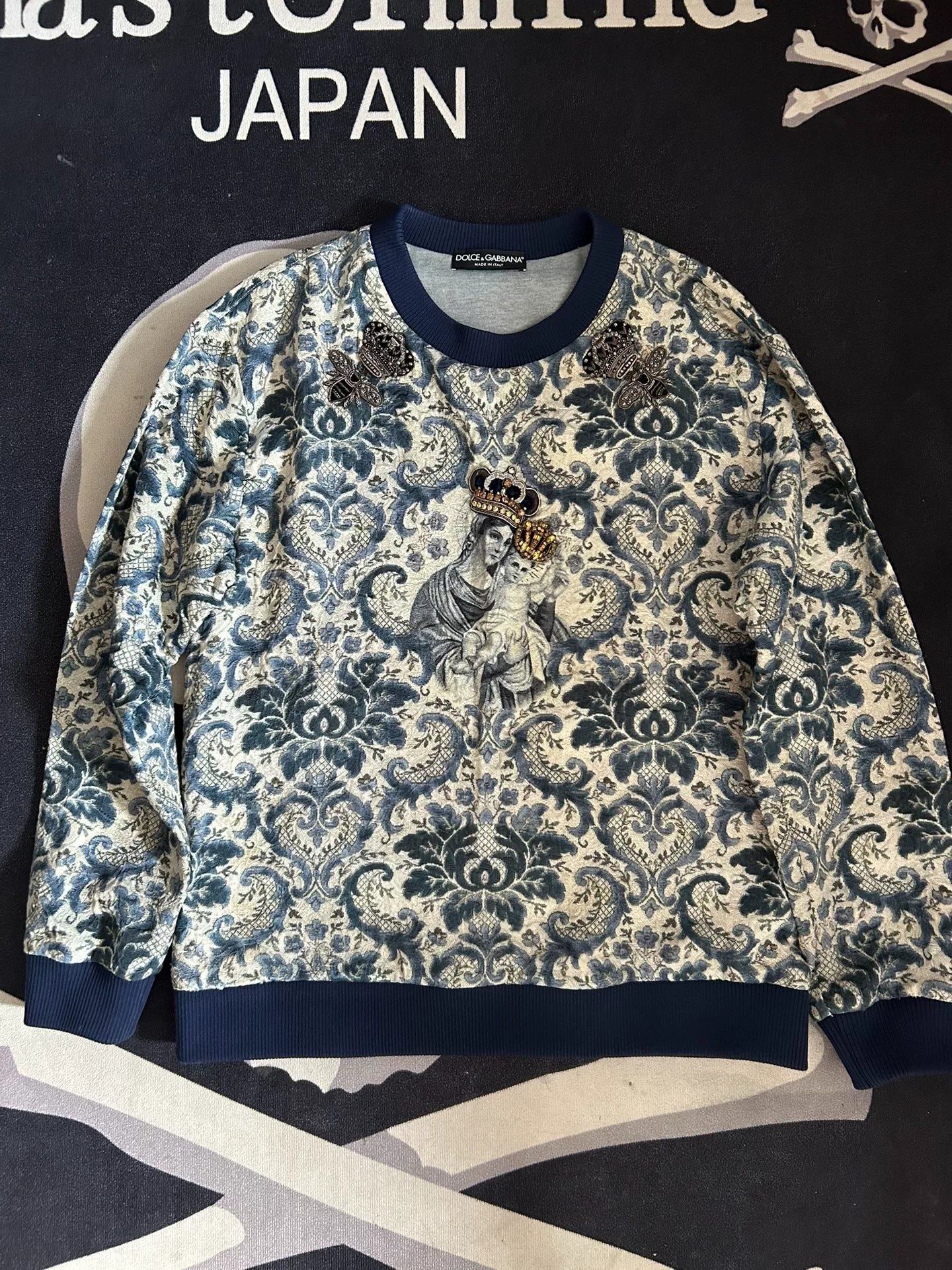 Luxury Dolce & Gabbana Embellished Sweatshirt