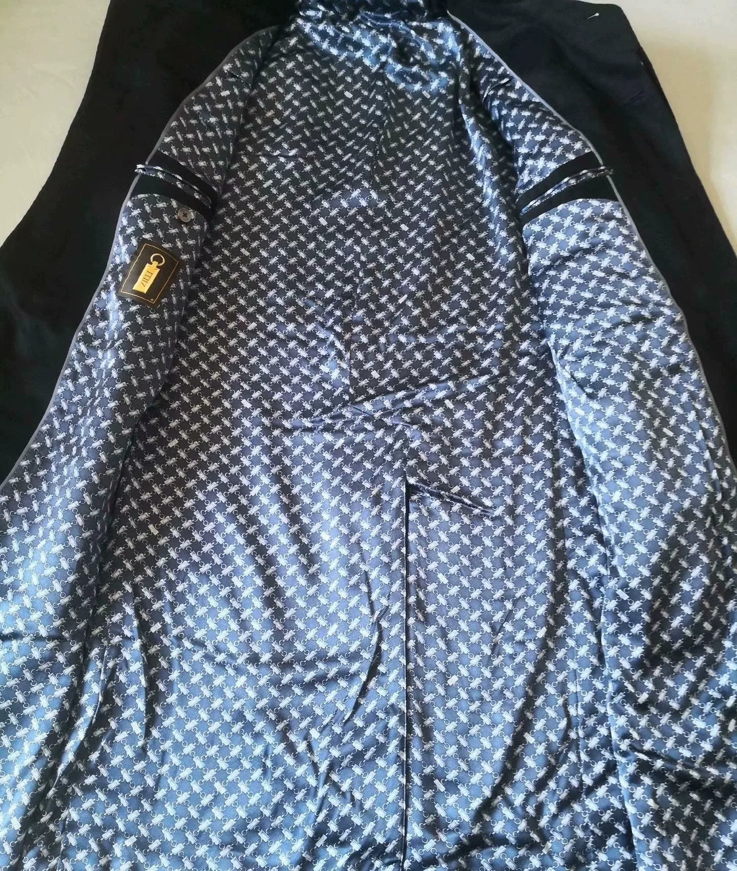 Zilli Cashmere Coat with Silk Lining