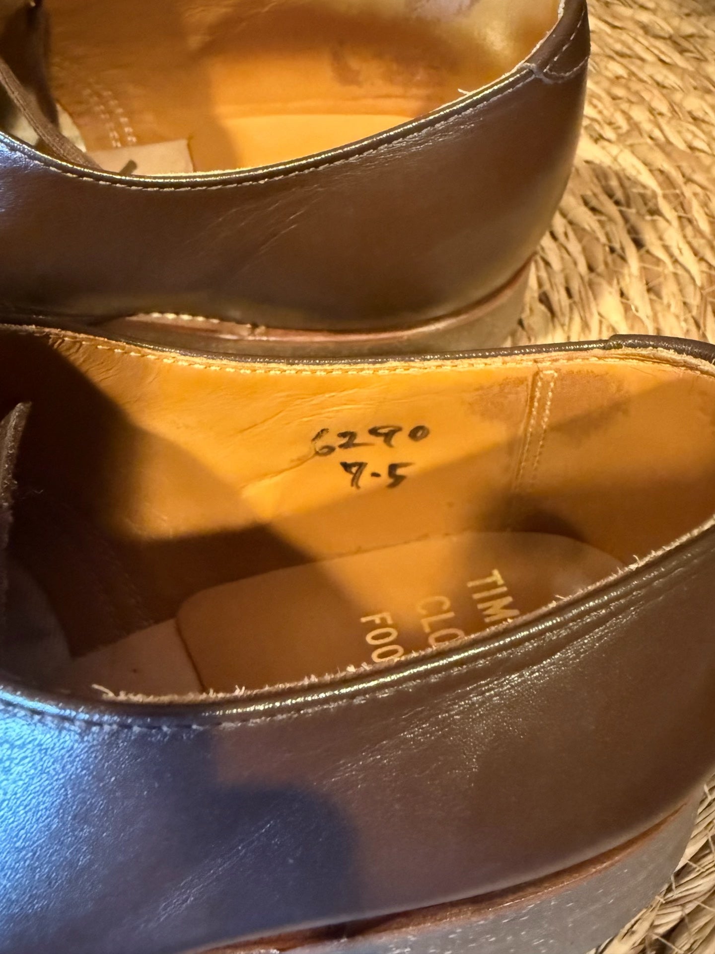 U-tip Leather Shoes with Original Box