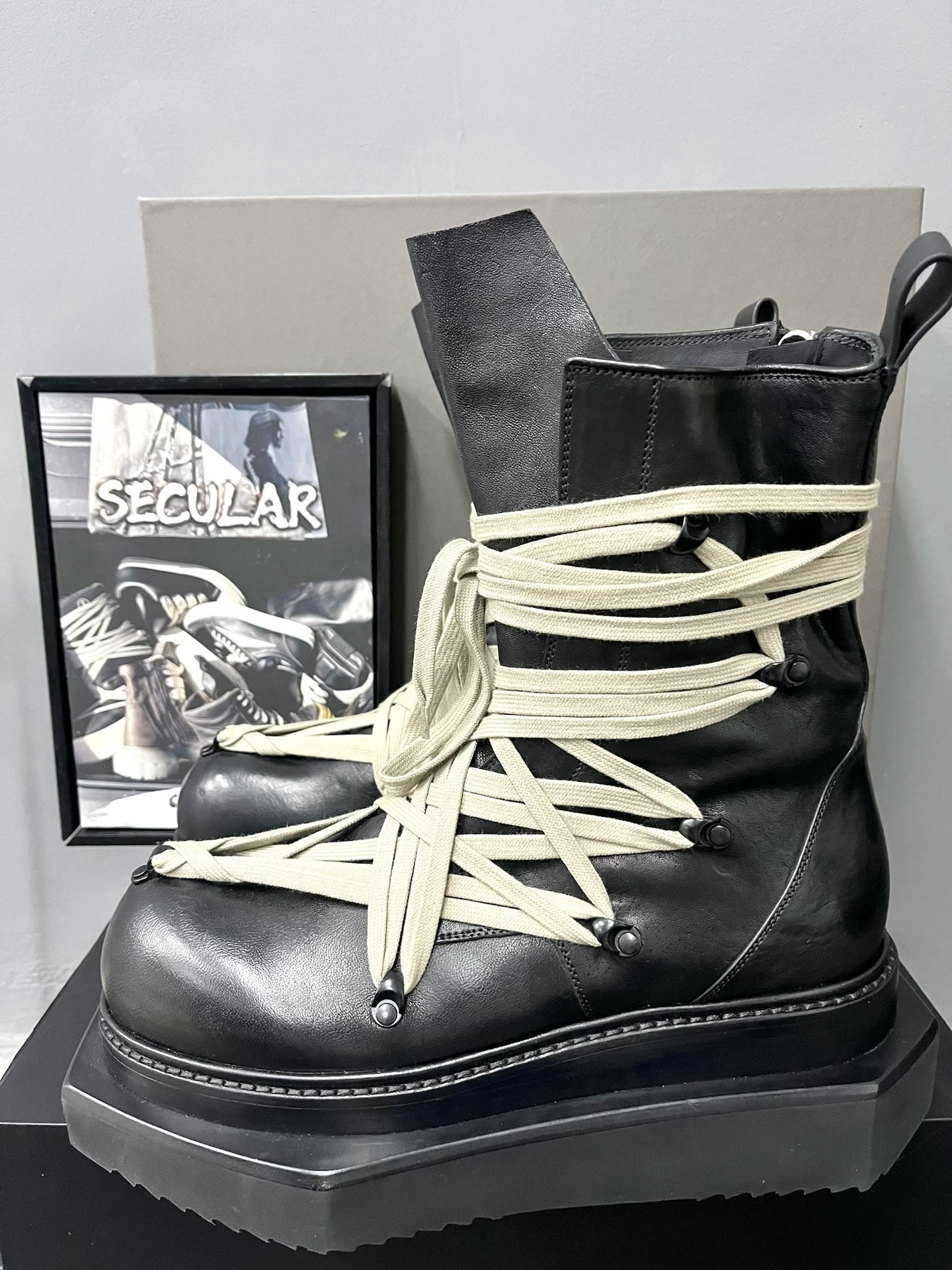 Rick Owens 25FW High-Top Hexagon Boots
