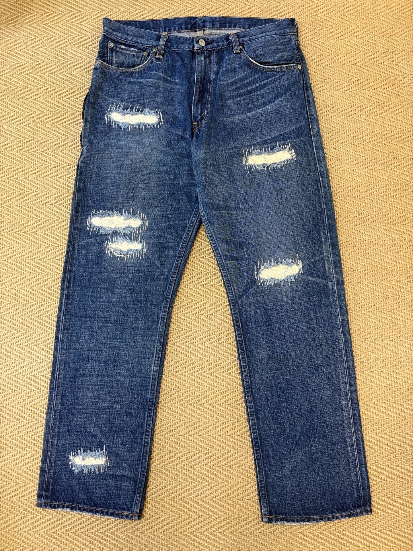 Levi's Fenom Crush Washed Distressed Rhinestone Jeans