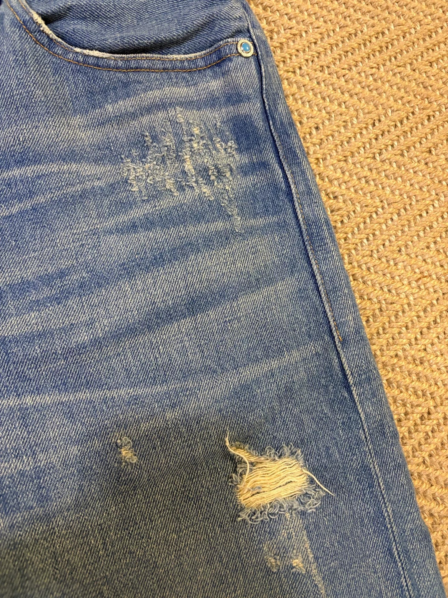 levis fenom turquoise distressed denim pants