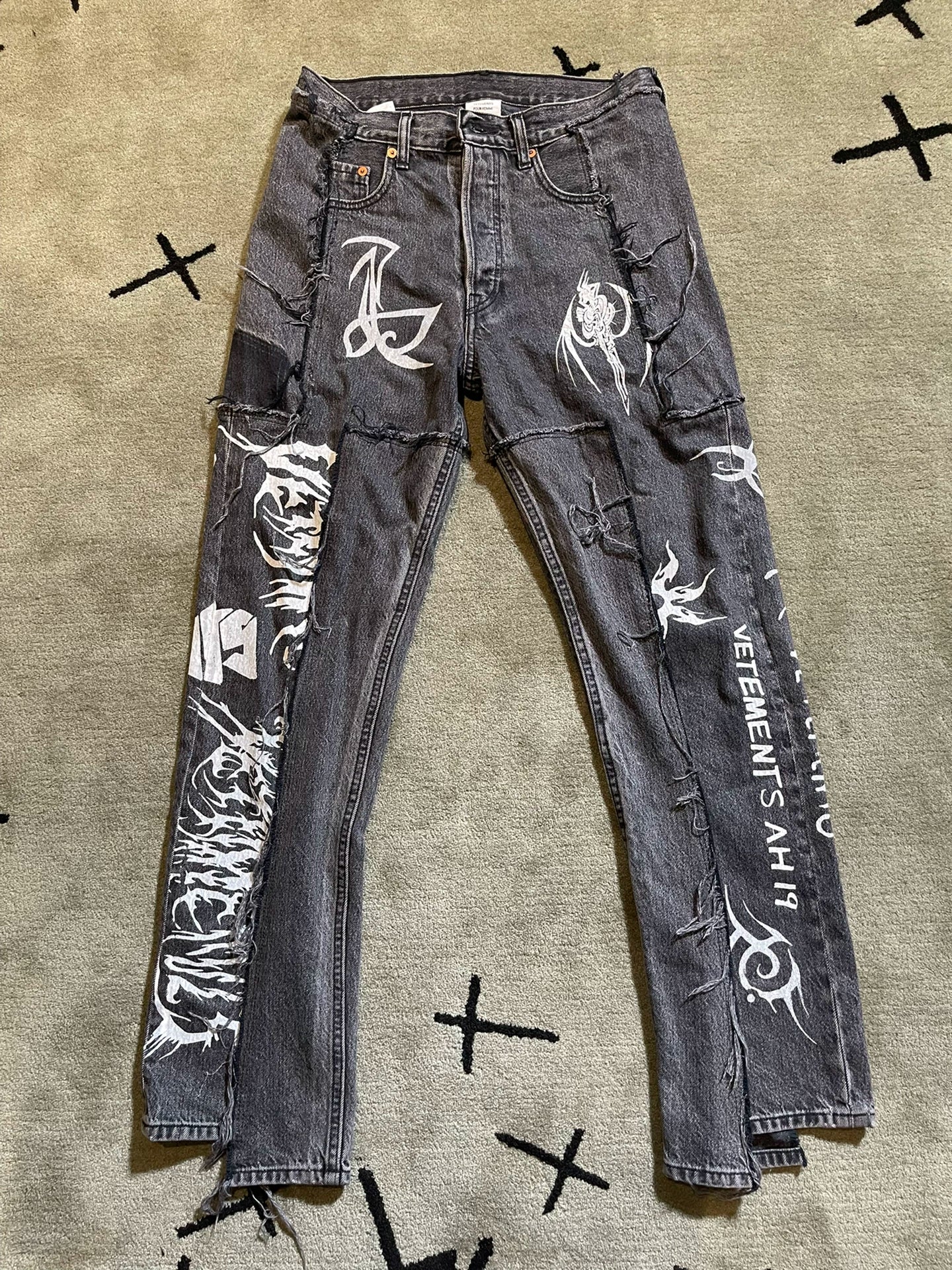 vetements 19 deconstructed tattoo denim pants