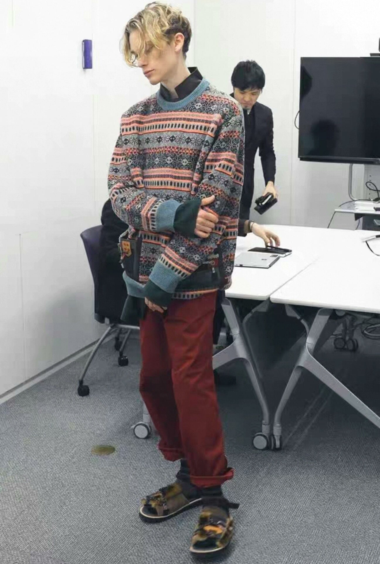 colorful wool ethnic-style functional sweater