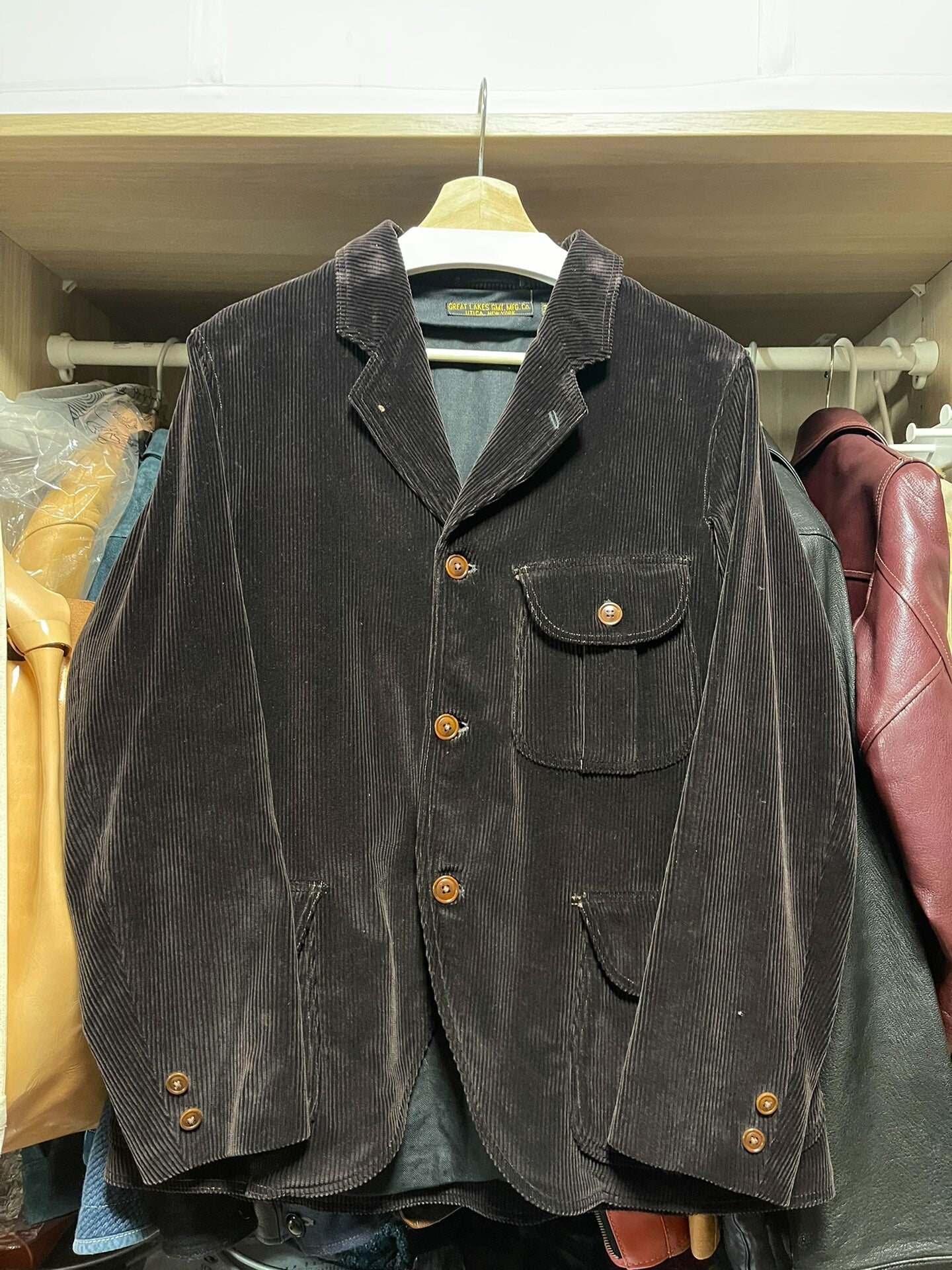 freewheelers corduroy hunting jacket in red-brown