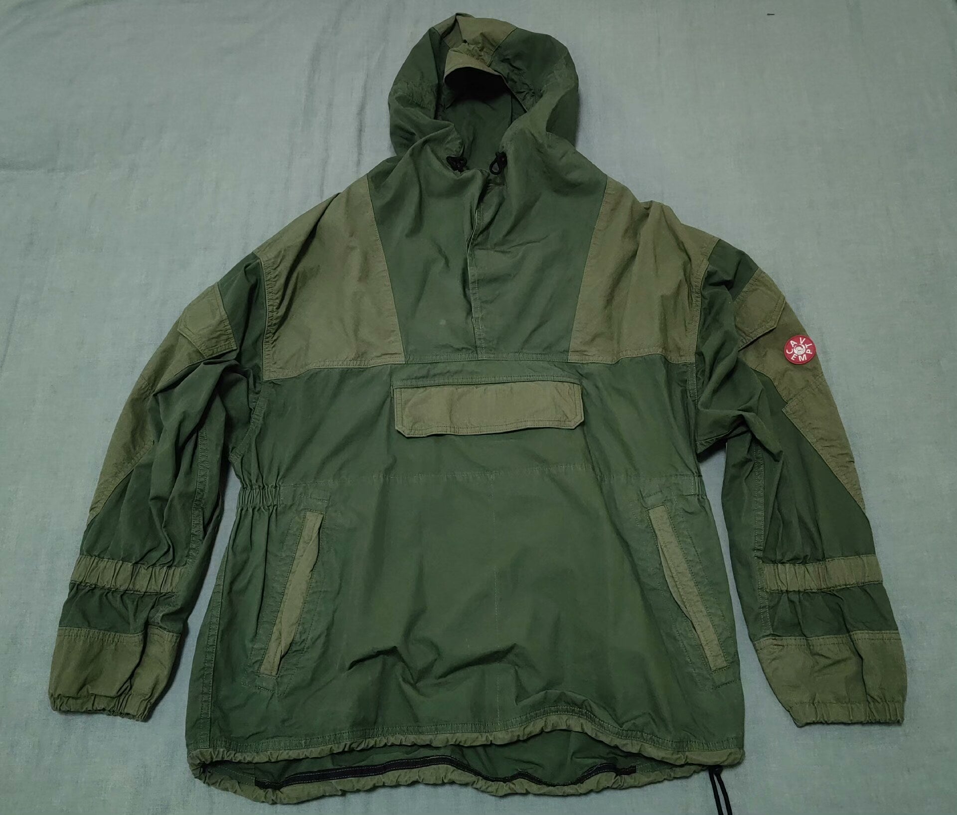 cavempt lightweight pullover jacket in green
