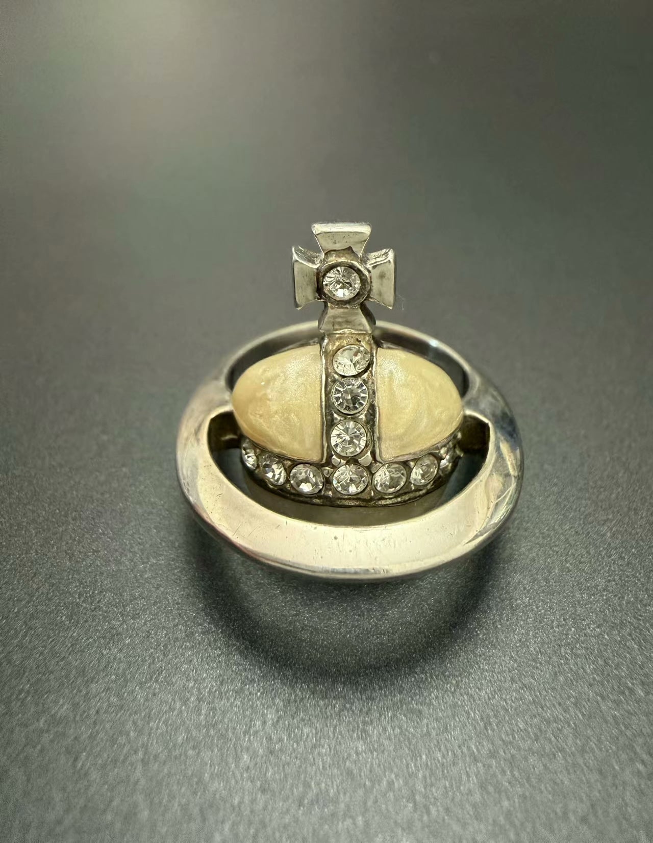 Vivienne Westwood Saturn Ring