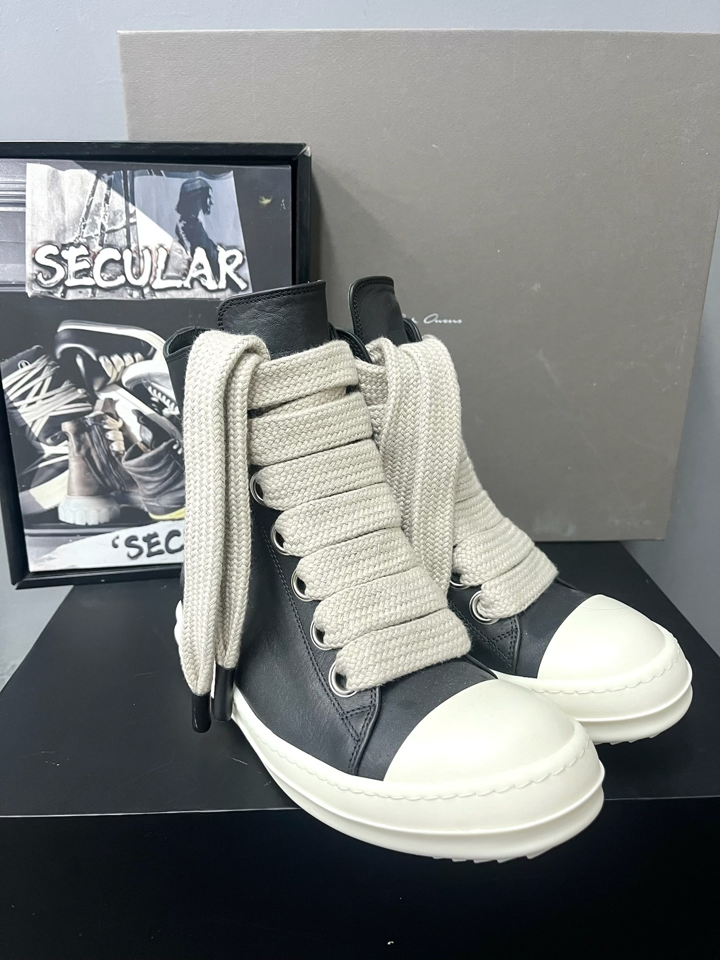 Rick Owens 24FW High-Top Leather Sneakers