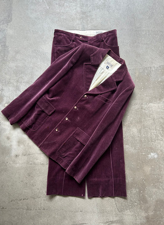 burgundy notch lapel suit set