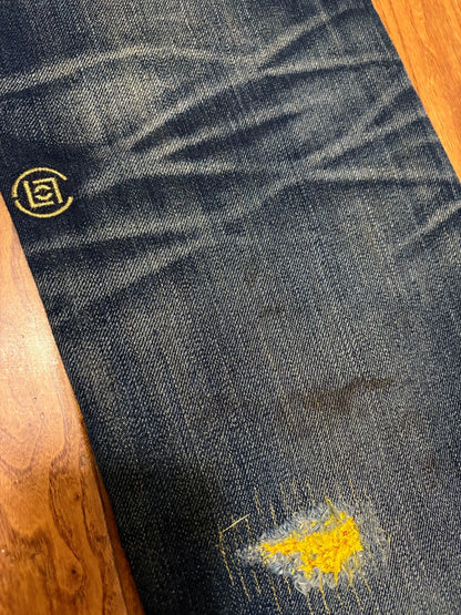 clot levi's kazuki distressed denim pants