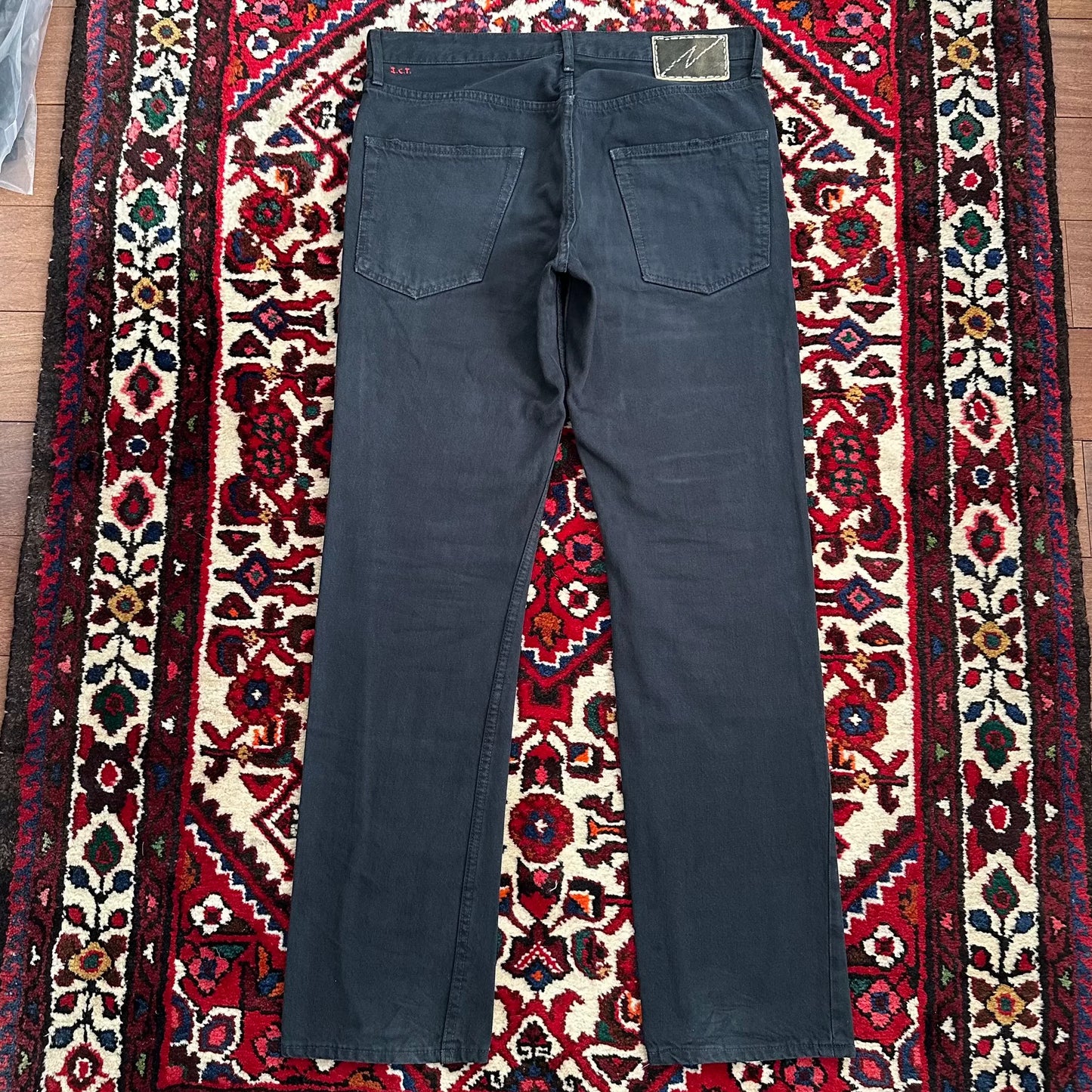 visvim 19aw black distressed denim jeans