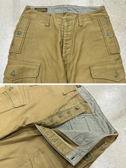 ground crew trousers in classic khaki color