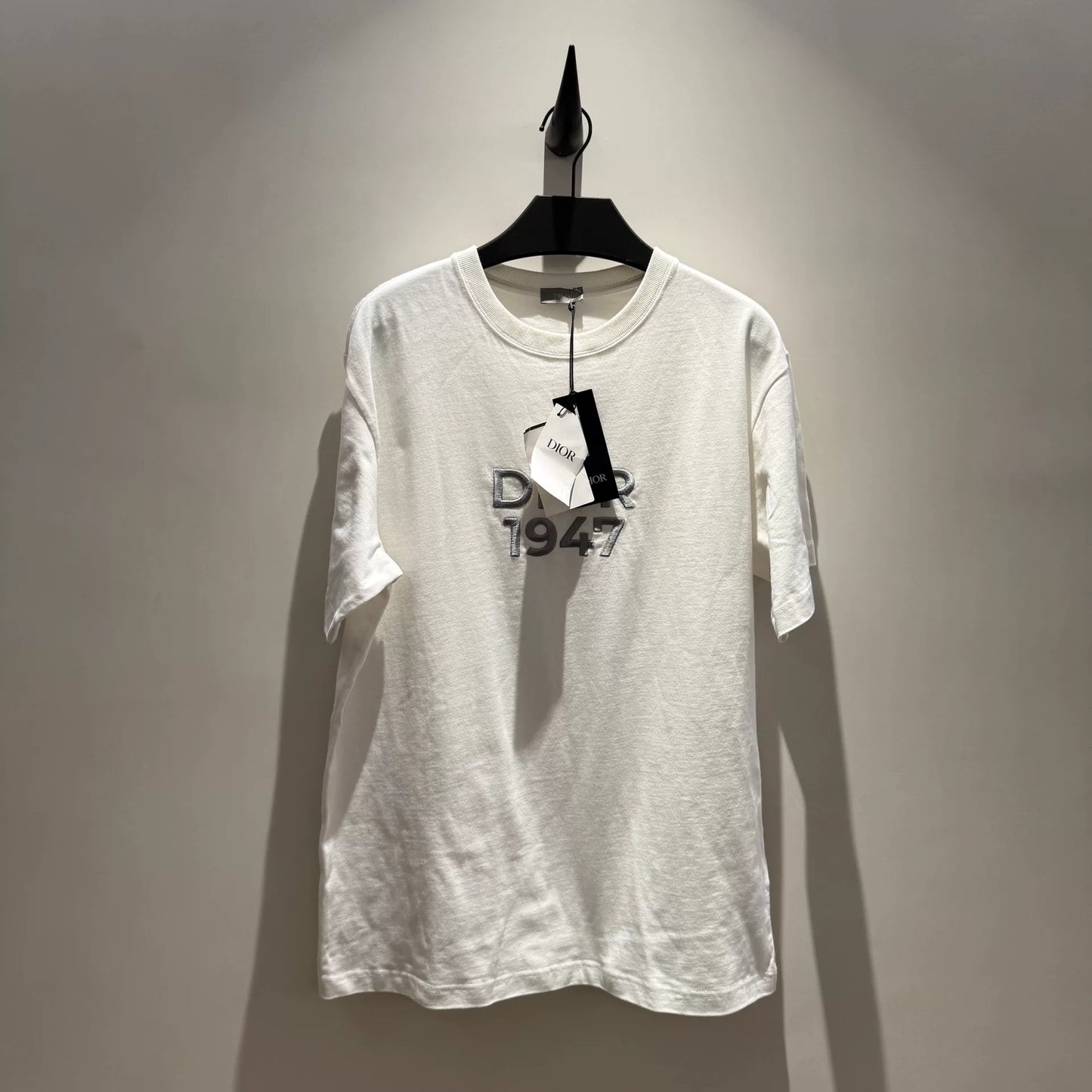 dior  short sleeve tee with embroidery