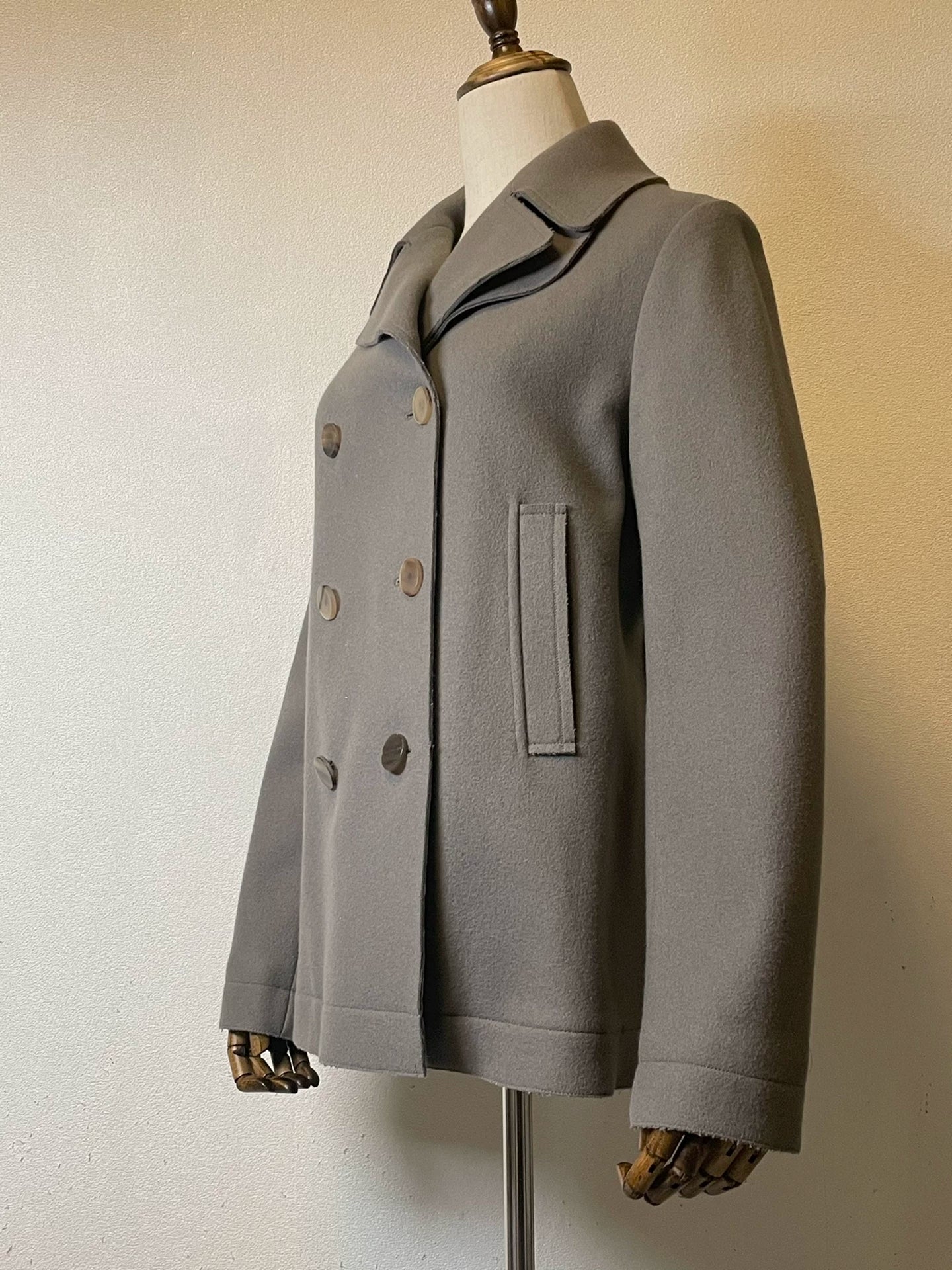 elegant double-breasted wool short jacket