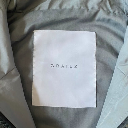 black gray blue zip pocket jacket