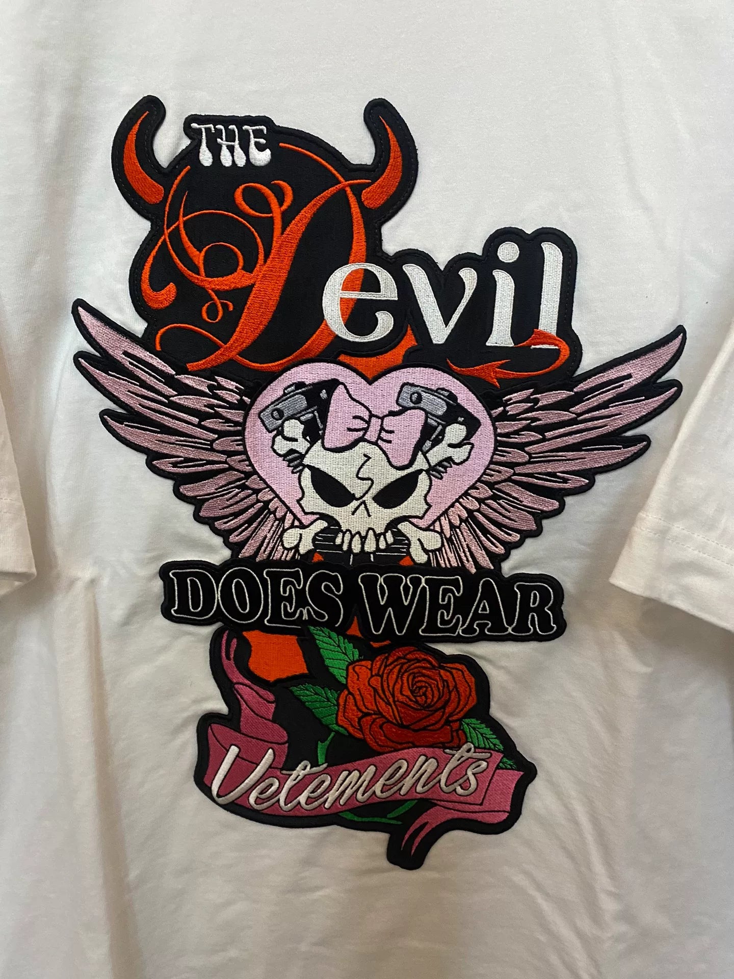 vetements embroidered short sleeve t-shirt
