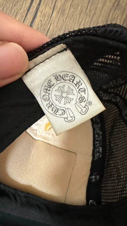 chrome hearts black and white trucker cap