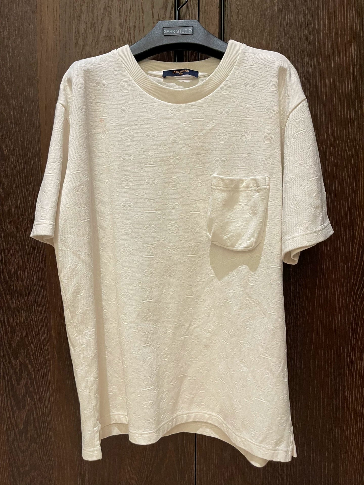 louis vuitton classic logo short sleeve shirt