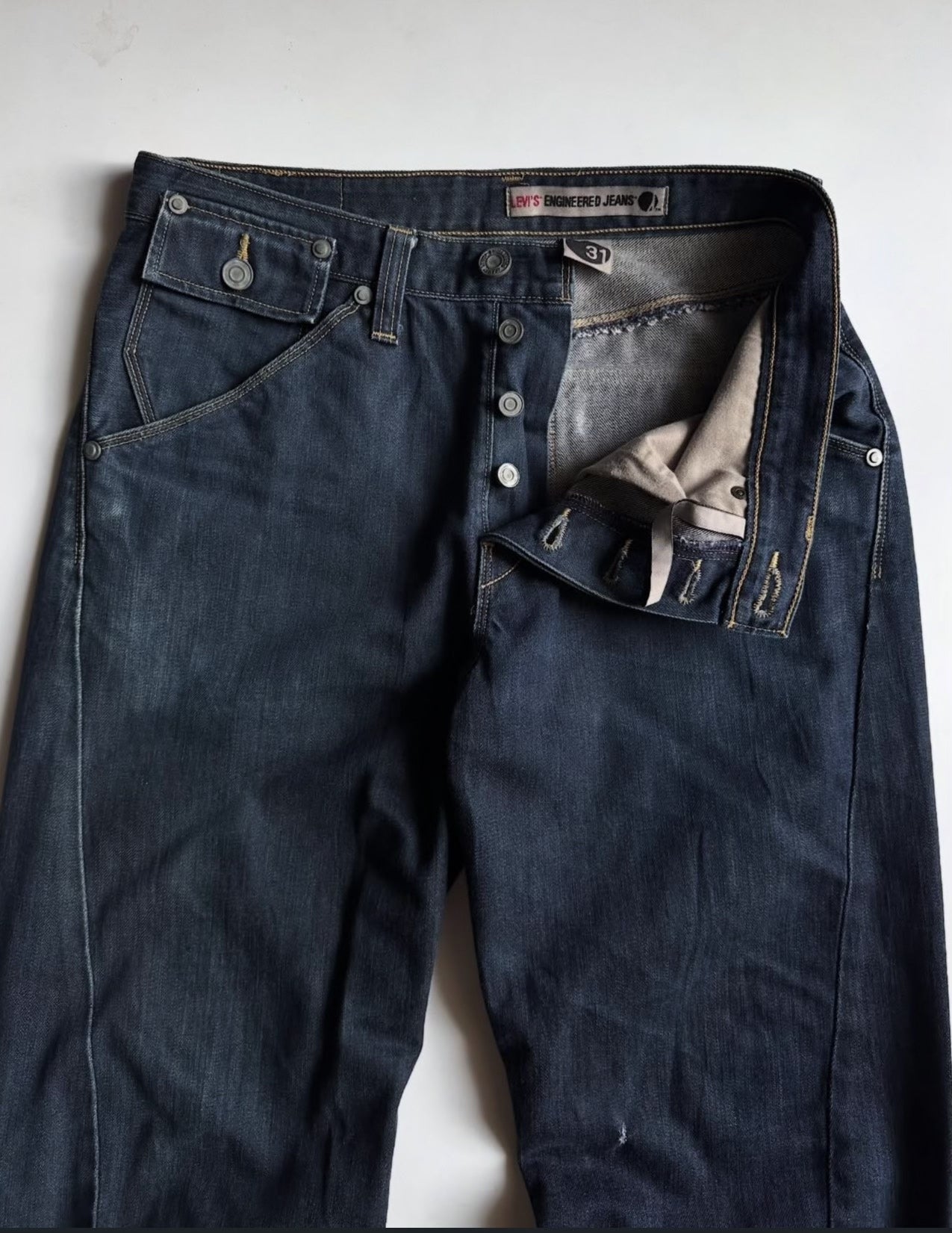 Vintage Levi's 1990s-2000s Engineered Jeans