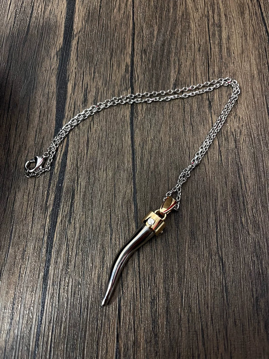 dolce&gabbana silver chain necklace with pendant