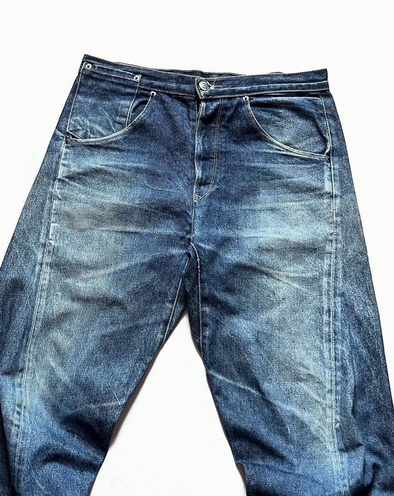Vintage Levi's 2000s Engineered LEJ Jeans