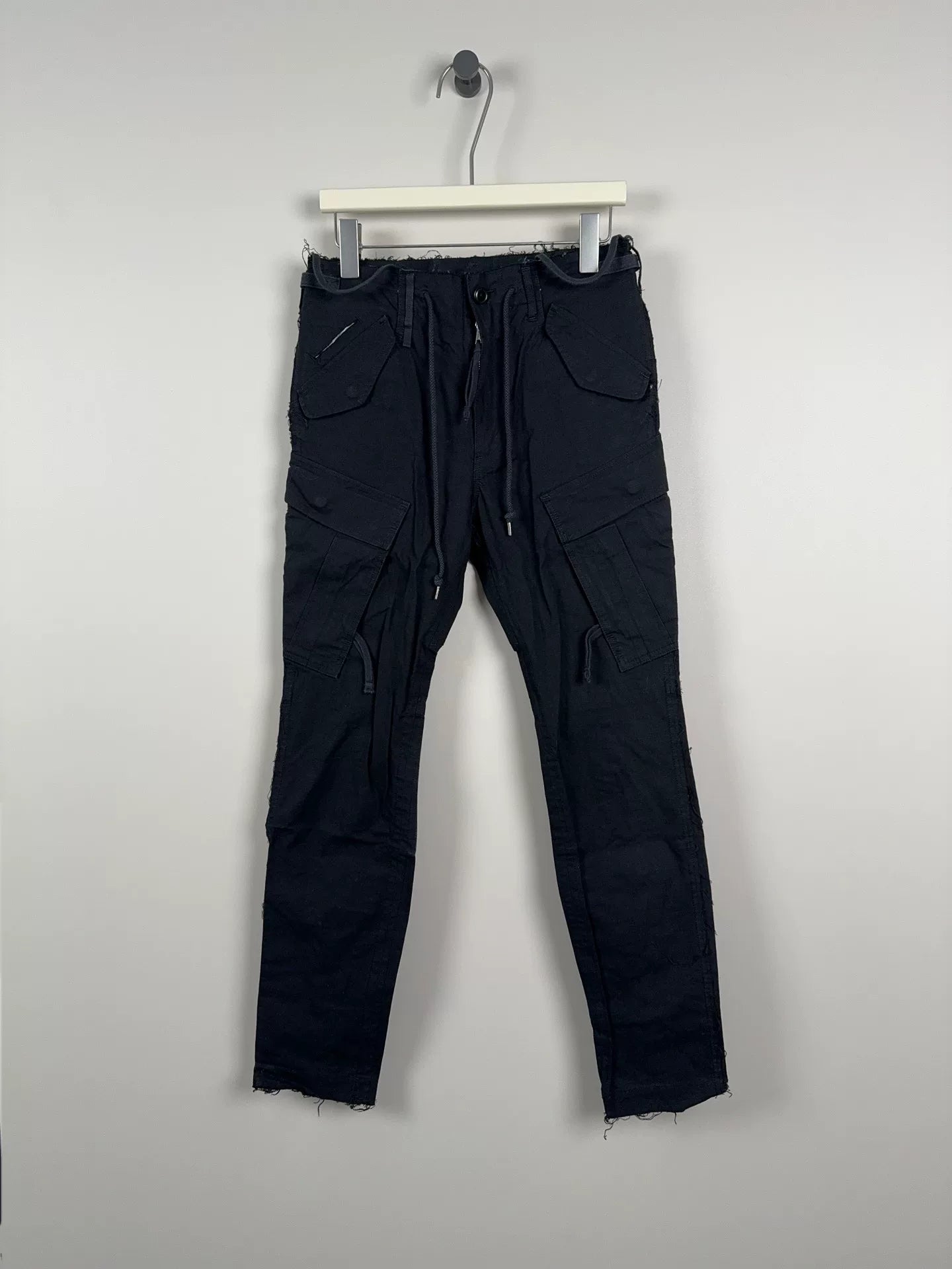 stylish soloist cargo pants in black