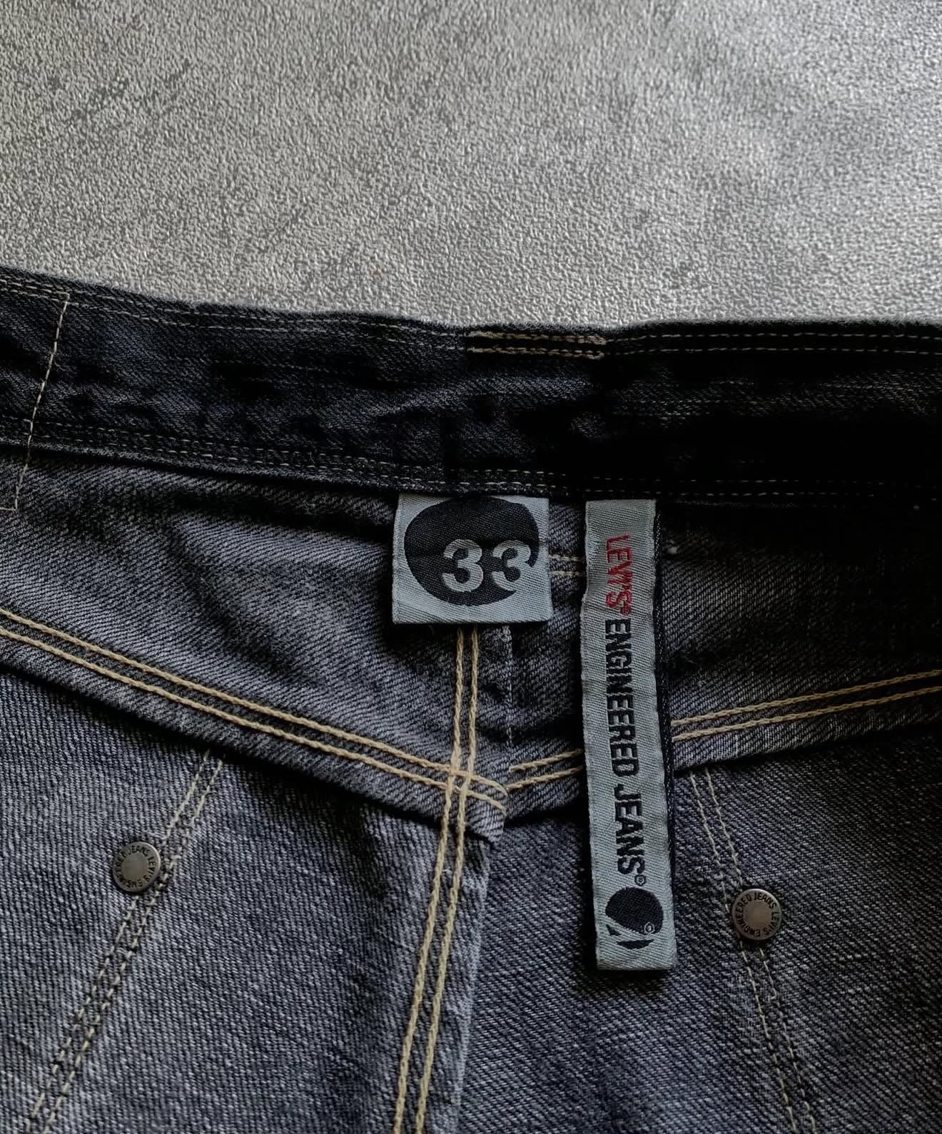 Vintage 1999 Levis Engineered Jeans