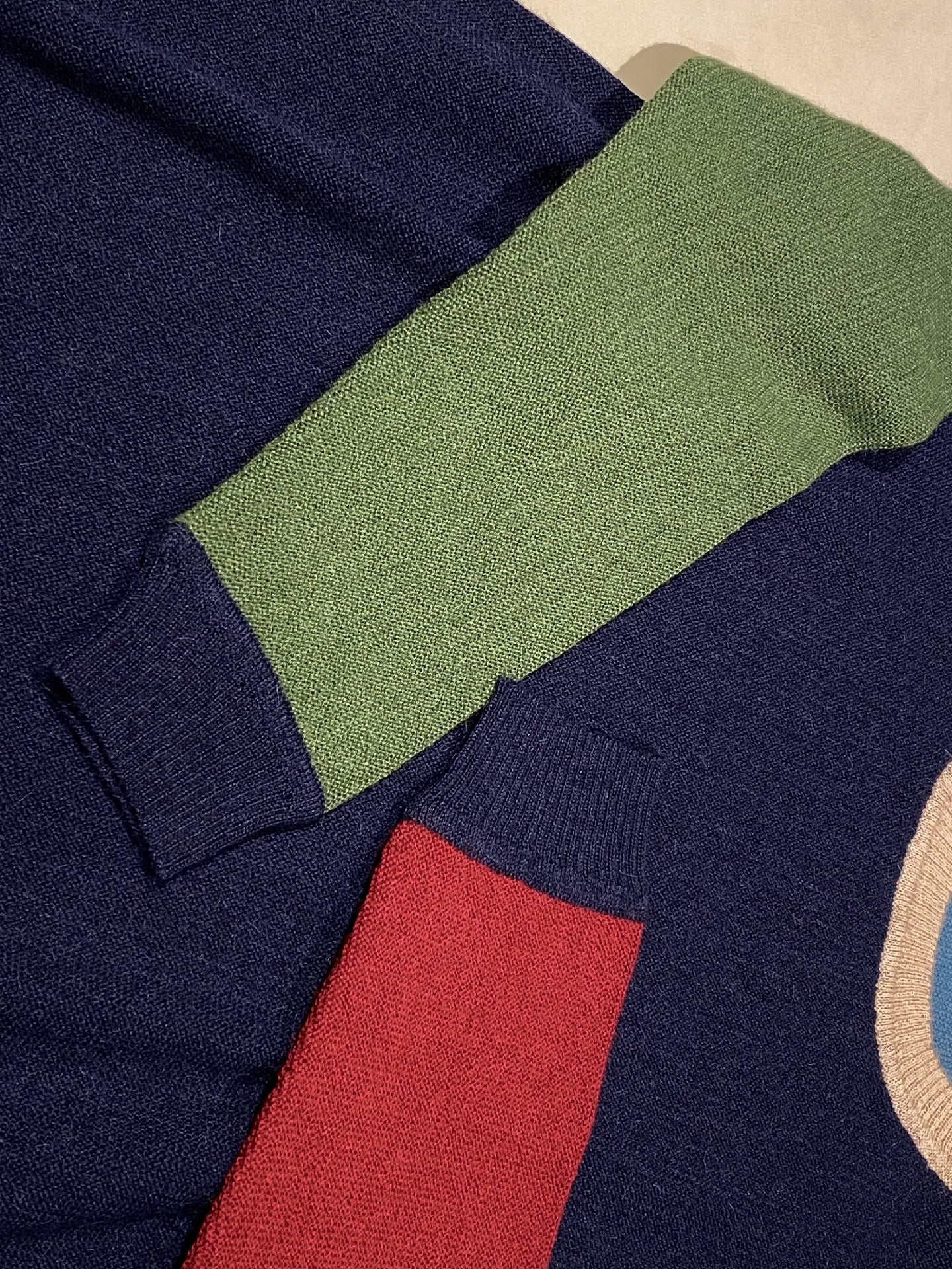 BEAMS x International Gallery Alpaca Color Block Sweater