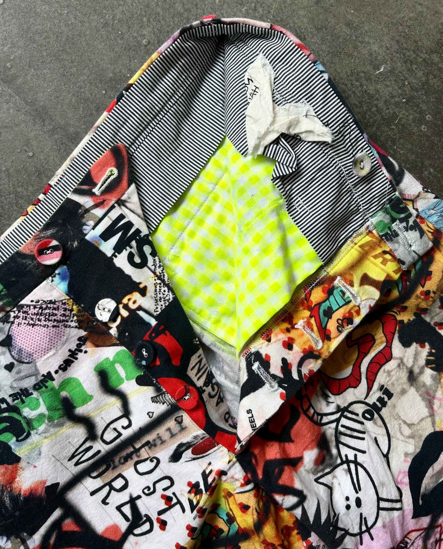 Nozomi Ishiguro Graffiti Print Long Pants