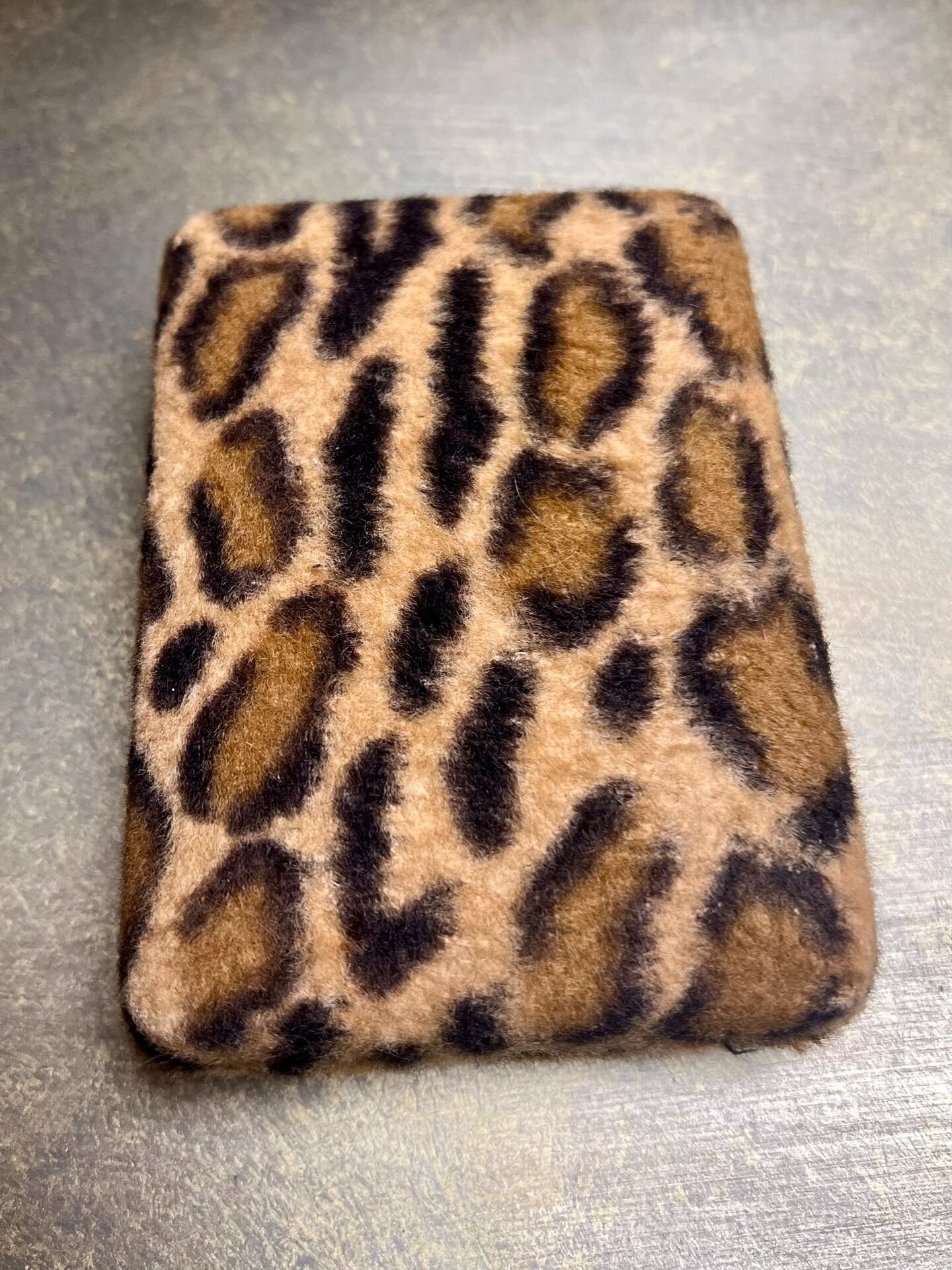 stylish cross pin brooch accessory