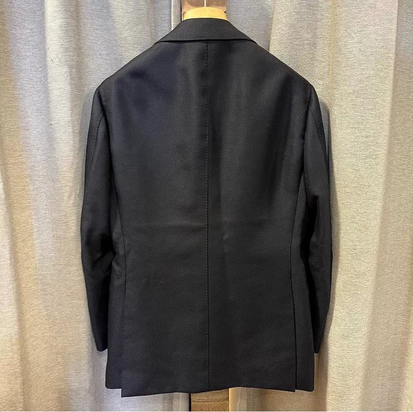 navy blue tailored suit jacket for men