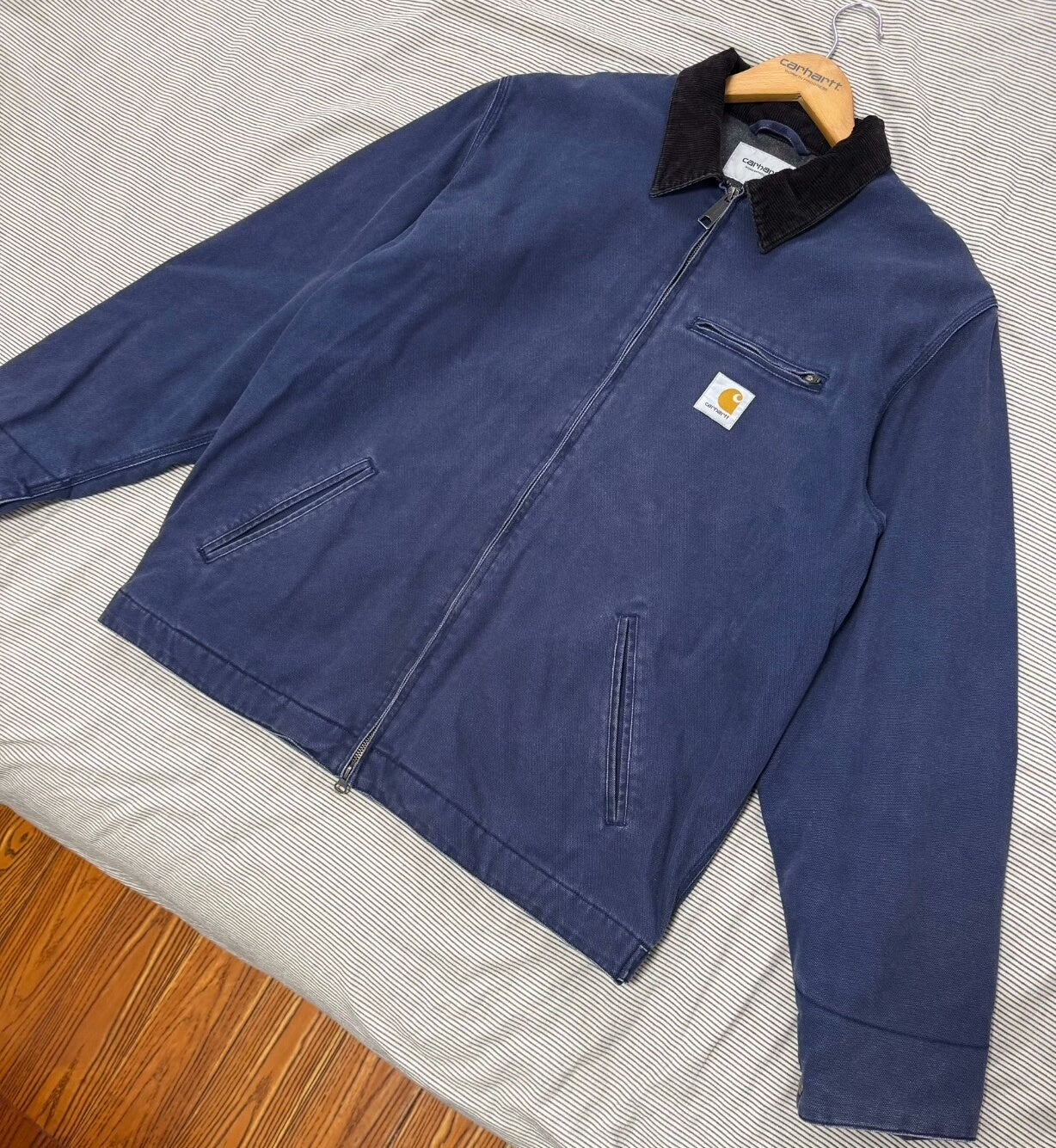 Carhartt WIP Detroit Jacket in Navy