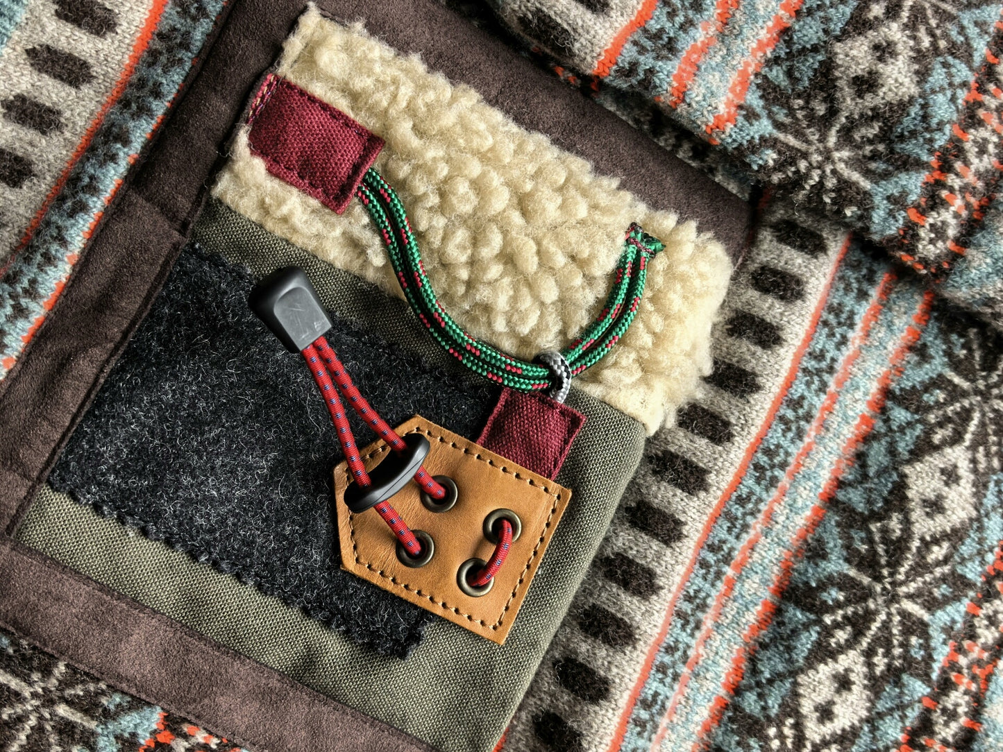 colorful wool ethnic-style functional sweater